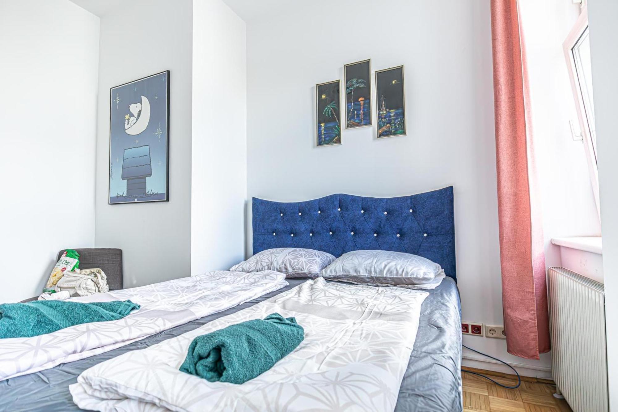 Near Schoenbrunn - Economy Rooms In Shared Apartment At Meidling Train Station 维也纳 外观 照片